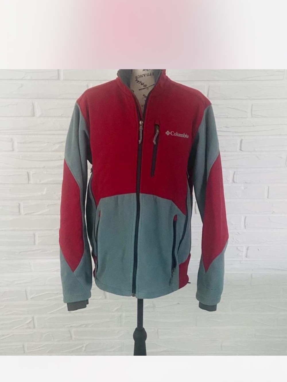 Columbia Men's Red and Gray Lightweight Zip Fleece Jacket